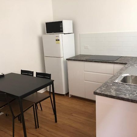 Glenelg Holiday Apartments-Ellis Adelaïde Extérieur photo