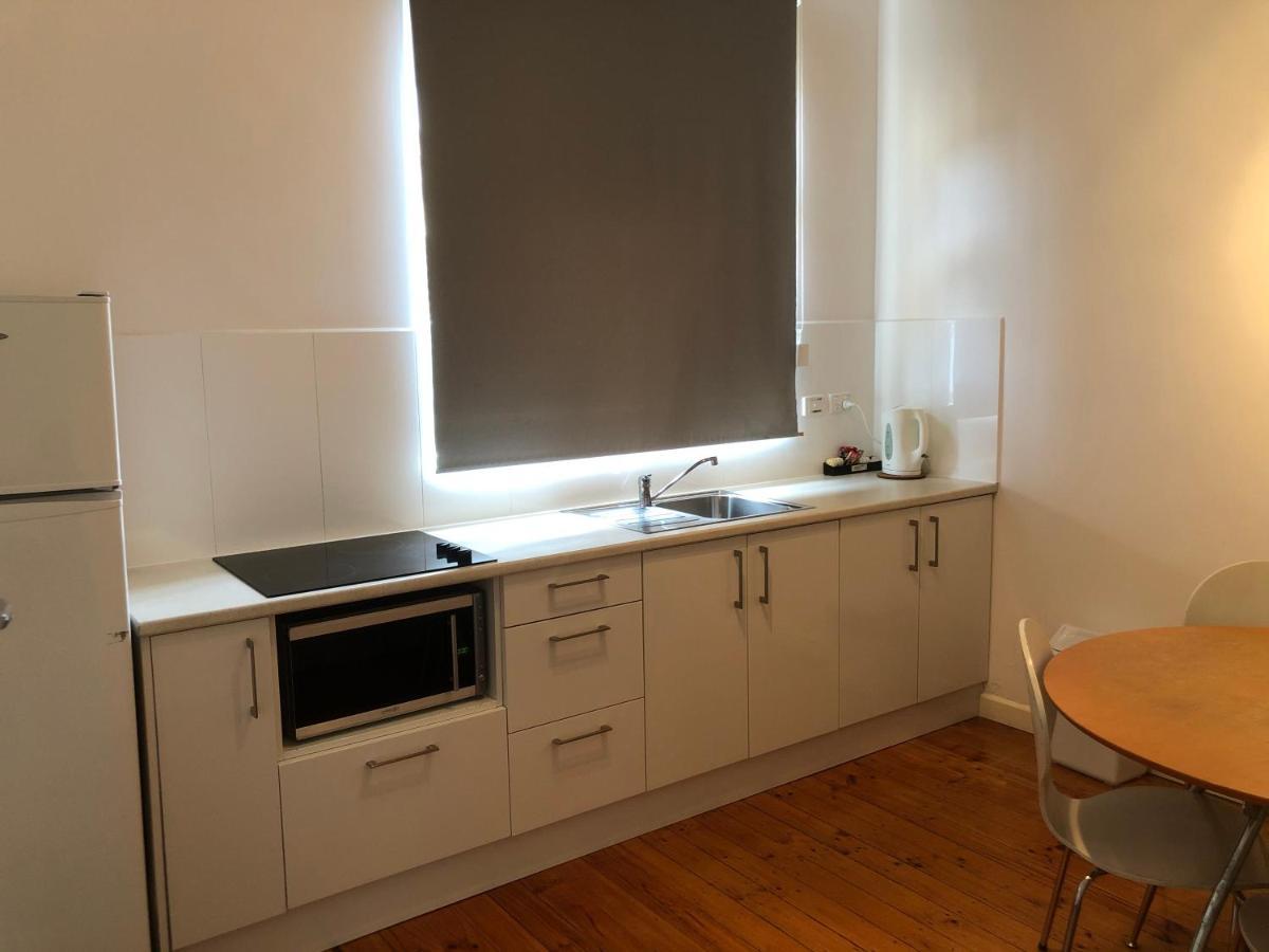 Glenelg Holiday Apartments-Ellis Adelaïde Extérieur photo
