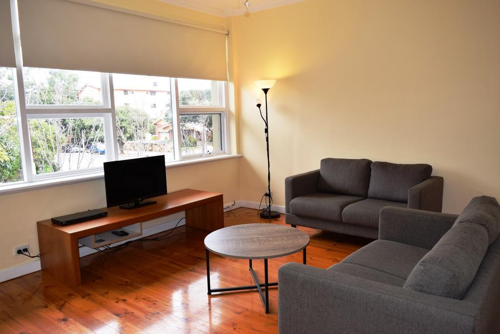 Glenelg Holiday Apartments-Ellis Adelaïde Extérieur photo