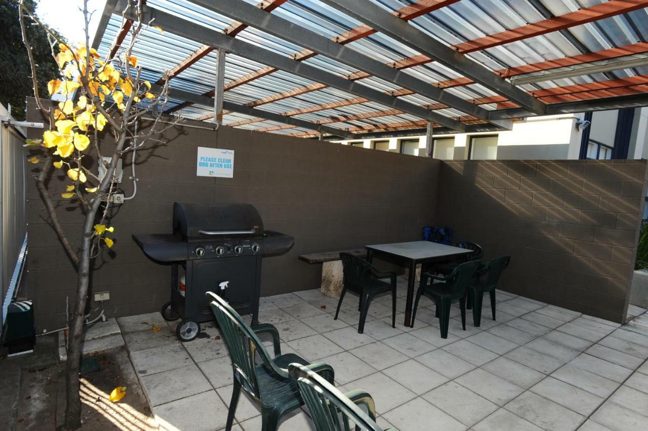 Glenelg Holiday Apartments-Ellis Adelaïde Extérieur photo