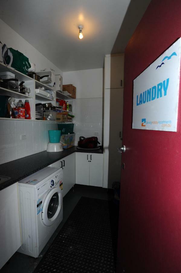 Glenelg Holiday Apartments-Ellis Adelaïde Extérieur photo