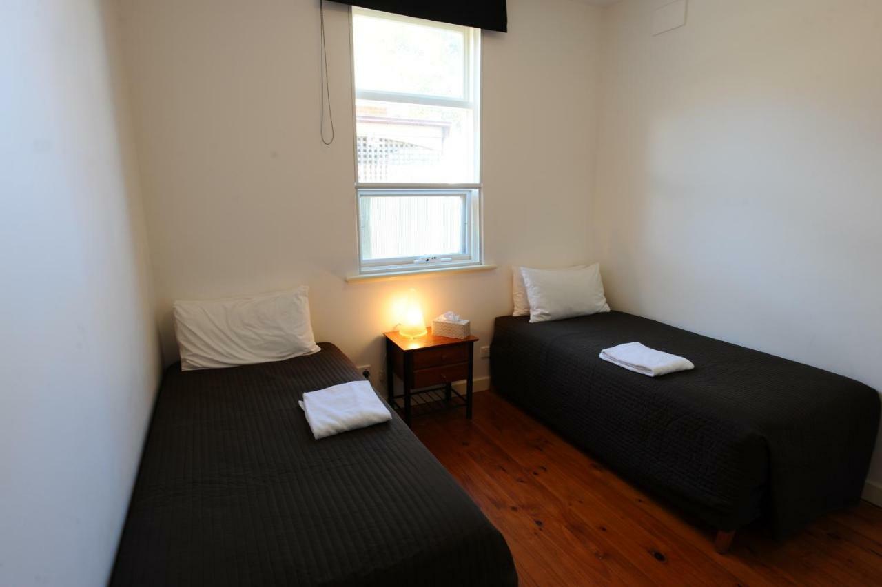 Glenelg Holiday Apartments-Ellis Adelaïde Extérieur photo